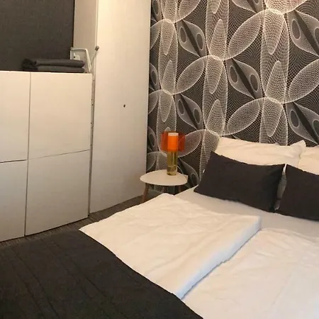 Maritimo Apartment *