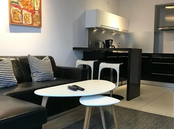 Maritimo Apartment *